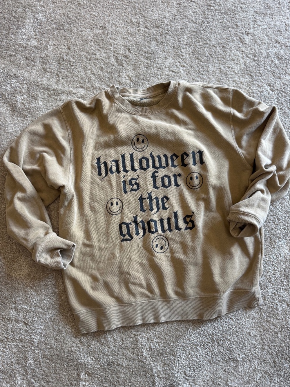 HALLOWEEN SWEATSHIRT